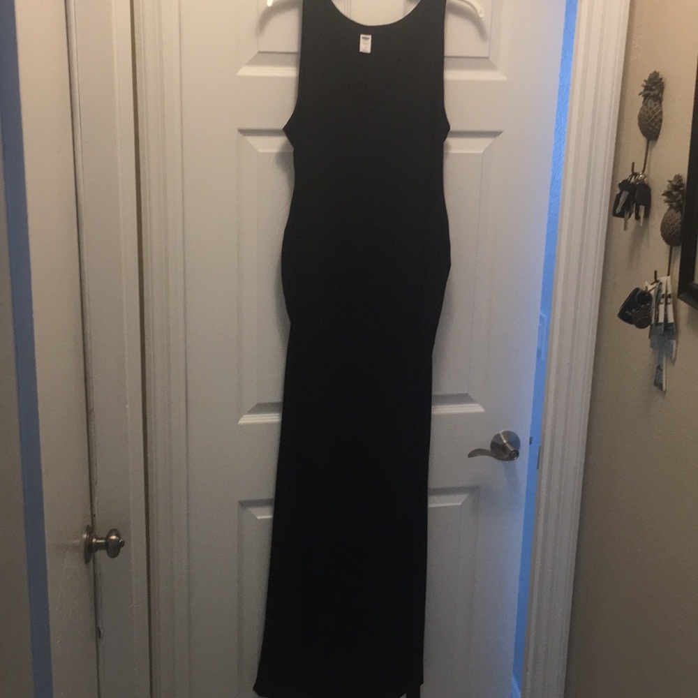 3 for $20 Old Navy maxi maternity dress